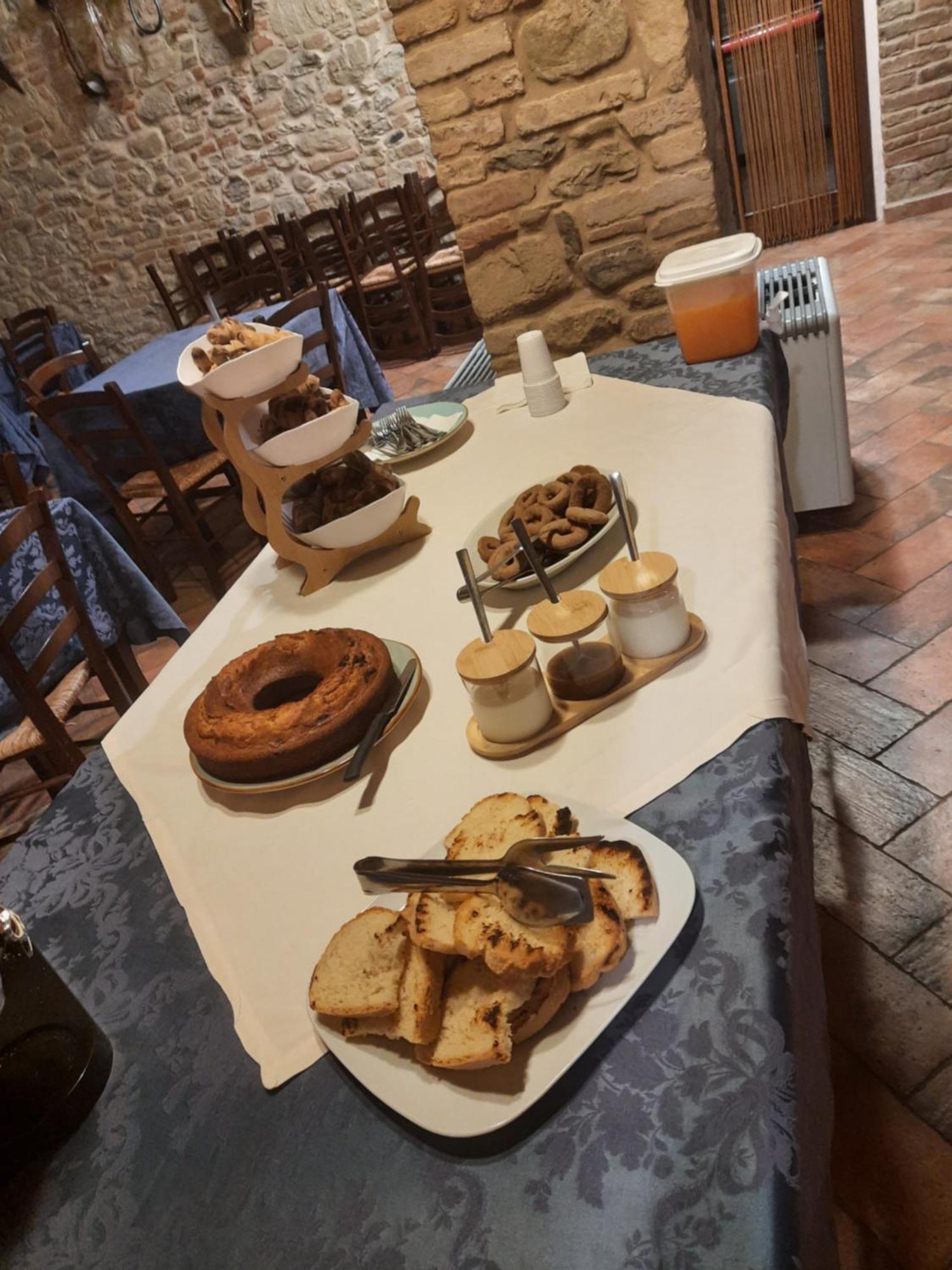 Agriturismo Antica Corte Montatteglia Екстериор снимка