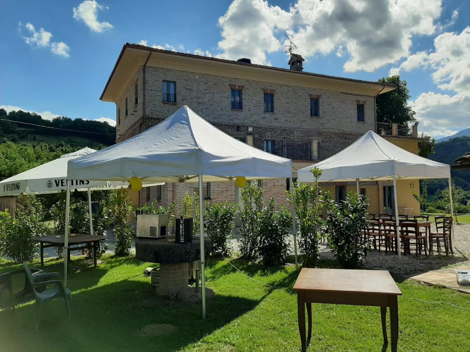 Agriturismo Antica Corte Montatteglia Екстериор снимка